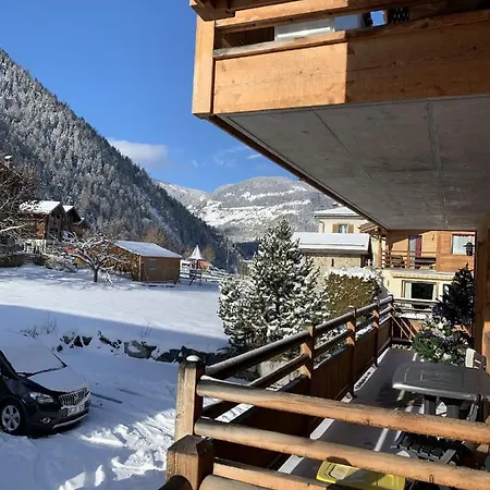 Apartment Petit Combin-Modern 2 Bed, Close To The Lift